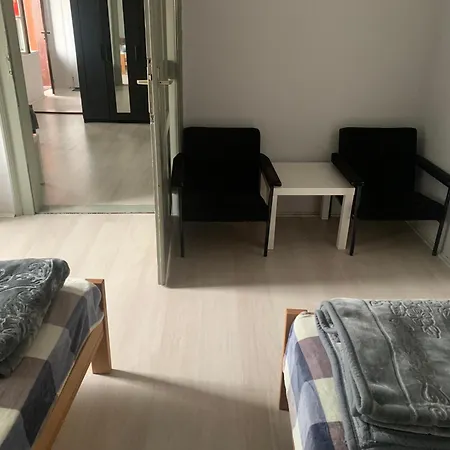 Downtown Mixed Beds Hostel *