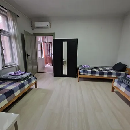 Downtown Mixed Beds 贝尔格莱德